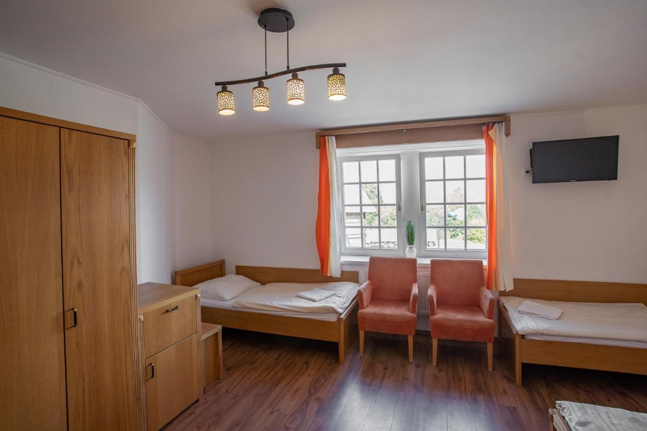 Penzion statek Bernard Královské Poříčí Zimmer foto