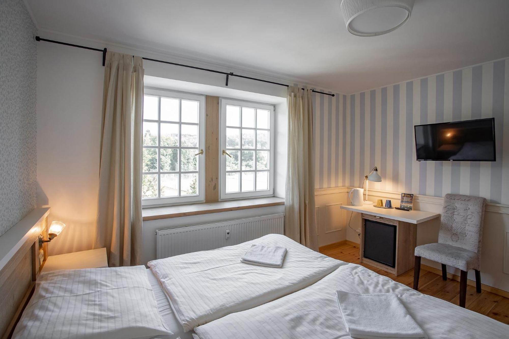Penzion statek Bernard Královské Poříčí Zimmer foto