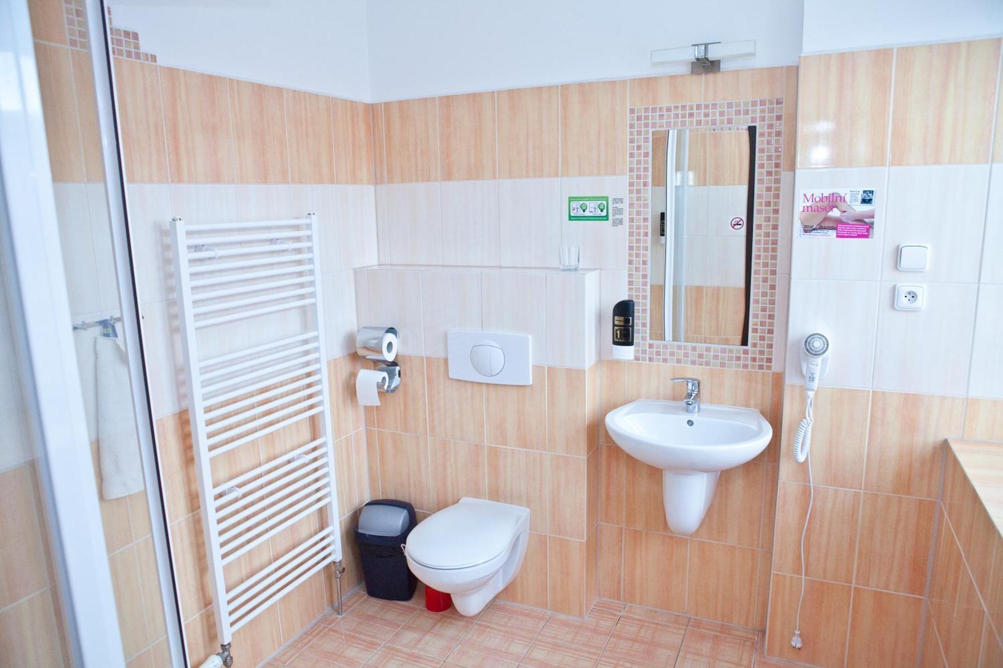 Penzion statek Bernard Královské Poříčí Zimmer foto